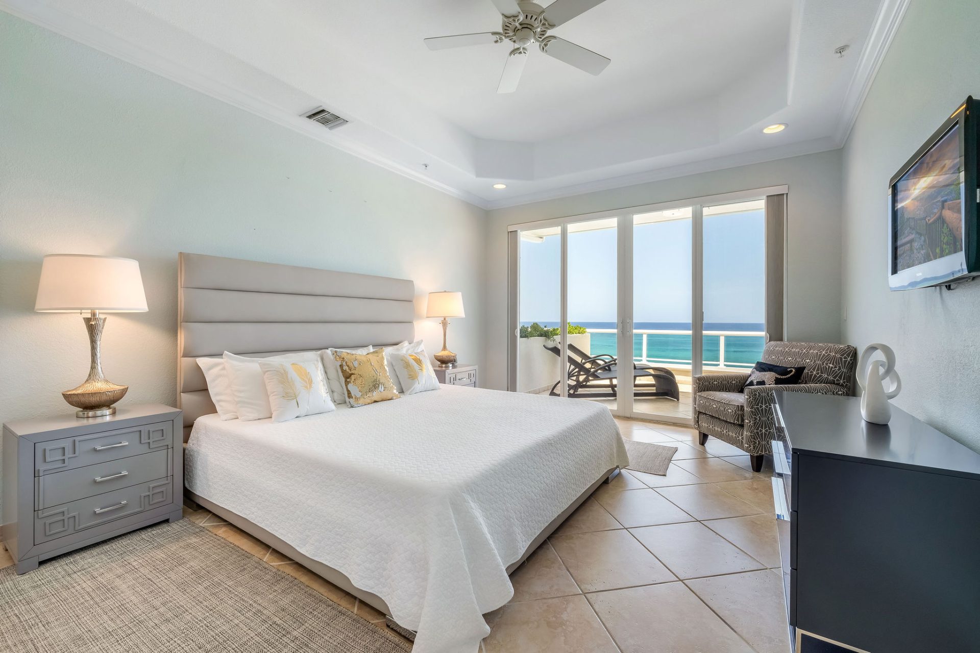 South Bay Beach Club Penthouse bedroom close up